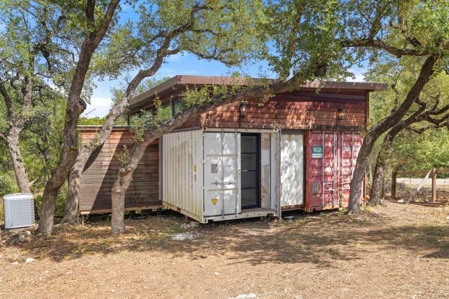 10598 Davy Crockett DR, Austin, TX 78737