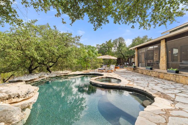 10598 Davy Crockett DR, Austin, TX 78737