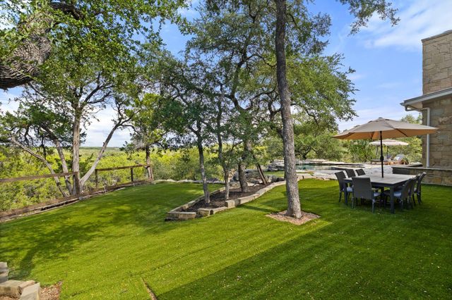 10598 Davy Crockett DR, Austin, TX 78737
