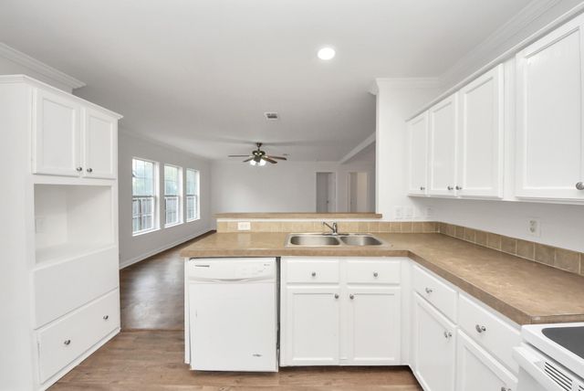 6526 Carver Road A, Houston, TX 77091