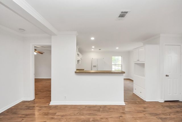 6526 Carver Road A, Houston, TX 77091