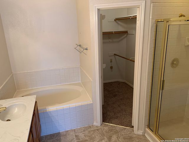 5862 SPRING CROSSING, San Antonio, TX 78247