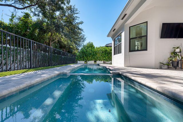 7284 Estero Drive, Lake Worth, FL 33463