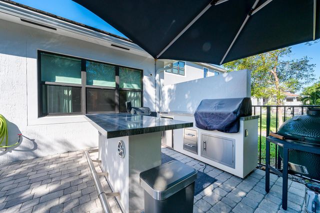 7284 Estero Drive, Lake Worth, FL 33463