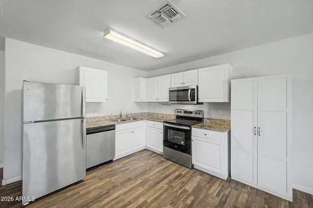 159 W TAYLOR Avenue, Coolidge, AZ 85128