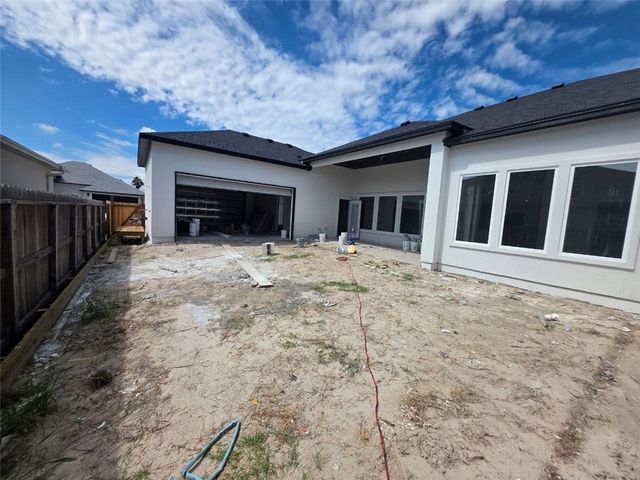 15902 Cozumel Dr, Corpus Christi, TX 78418