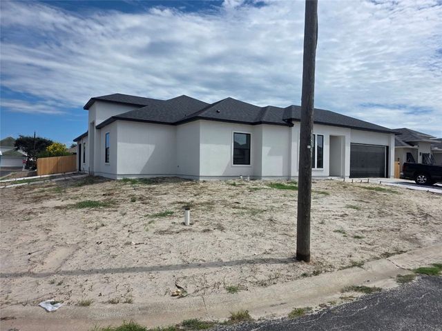 15902 Cozumel Dr, Corpus Christi, TX 78418