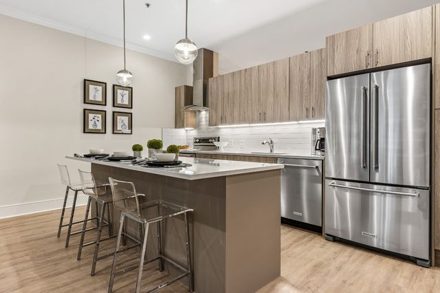 835 Lake Street 410, Oak Park, IL 60301