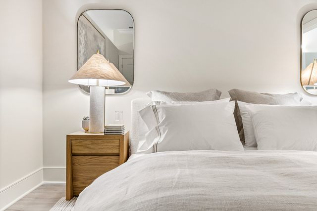 835 Lake Street 410, Oak Park, IL 60301