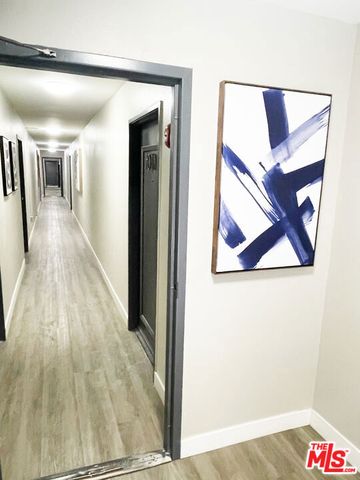 5440 Carlton Way 110, Los Angeles, CA 90027