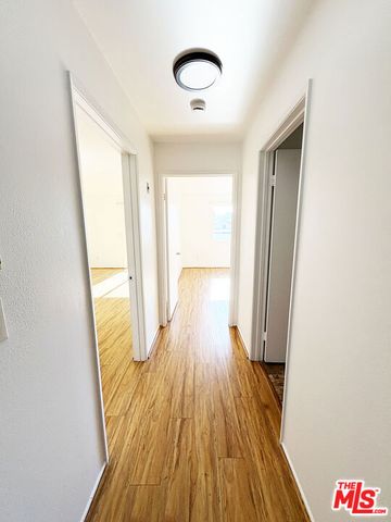 5440 Carlton Way 110, Los Angeles, CA 90027