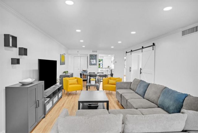 1210 Sugar Sands Drive 243, Singer Island, FL 33404