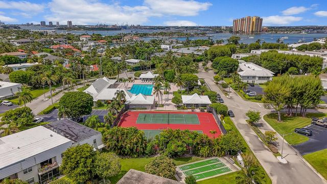 1210 Sugar Sands Drive 243, Singer Island, FL 33404