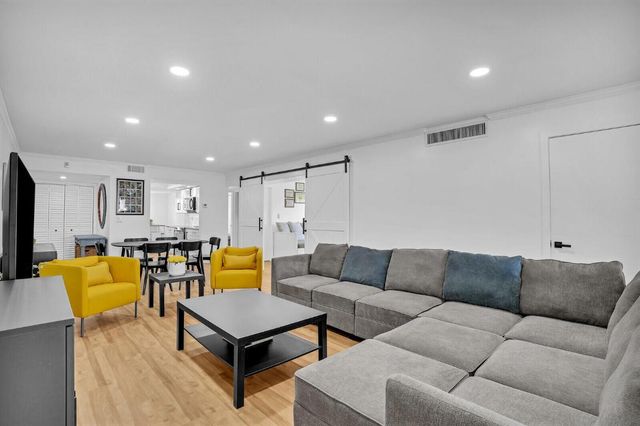 1210 Sugar Sands Drive 243, Singer Island, FL 33404