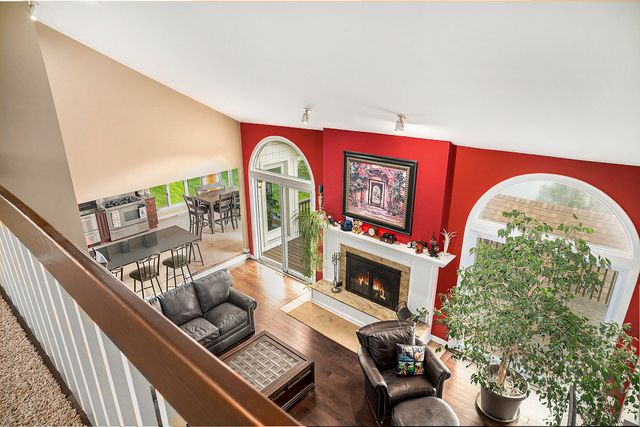 501 Eagle Court, Valparaiso, IN 46383