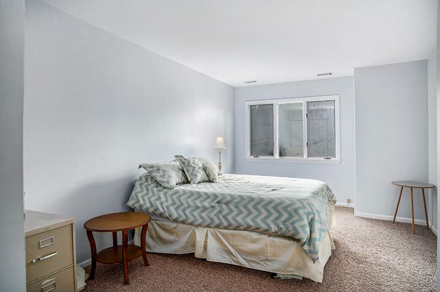 501 Eagle Court, Valparaiso, IN 46383