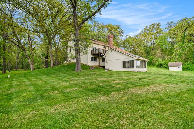 501 Eagle Court, Valparaiso, IN 46383