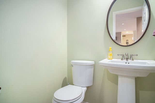 501 Eagle Court, Valparaiso, IN 46383