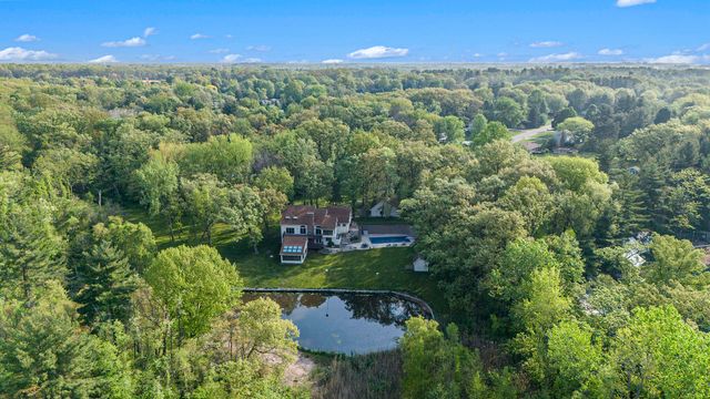 501 Eagle Court, Valparaiso, IN 46383