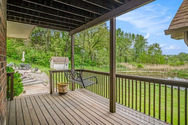 501 Eagle Court, Valparaiso, IN 46383