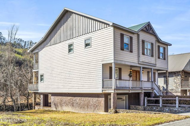 128 Rafter Rd, Tellico Plains, TN 37385
