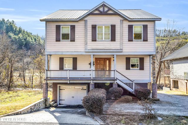 128 Rafter Rd, Tellico Plains, TN 37385