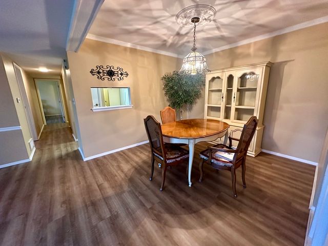 925 Wiltshire Drive D, Mchenry, IL 60050