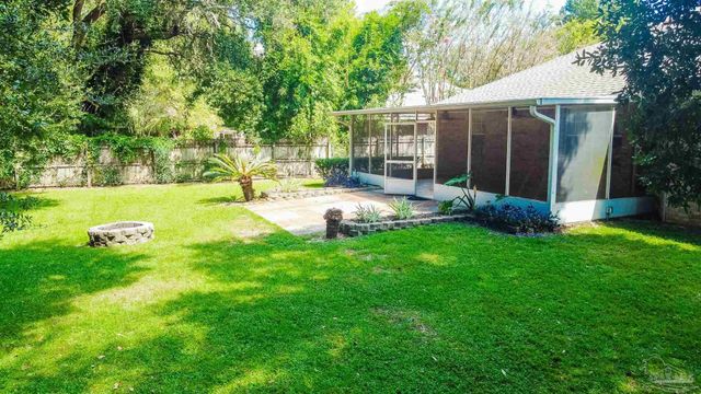 5534 Berrybrook Cr, Pace, FL 32571