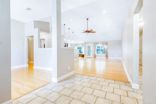 5534 Berrybrook Cr, Pace, FL 32571