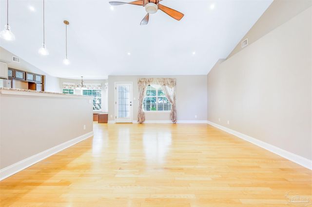 5534 Berrybrook Cr, Pace, FL 32571