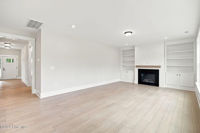 1004 Fawn Valley Way, Wilmington, NC 28409