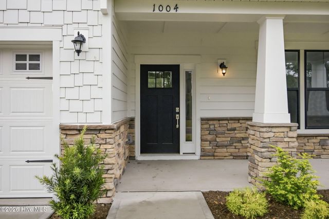 1004 Fawn Valley Way, Wilmington, NC 28409