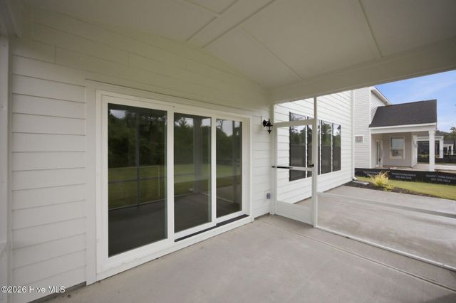 1004 Fawn Valley Way, Wilmington, NC 28409