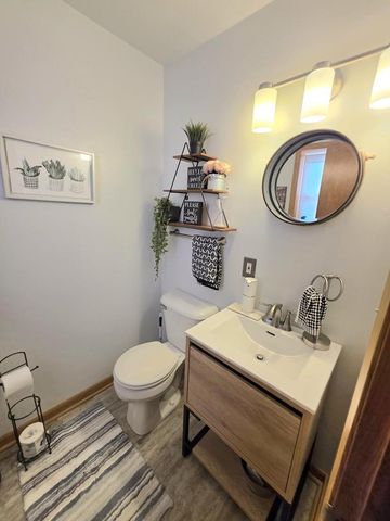 3717 S 95th STREET, Milwaukee, WI 53228