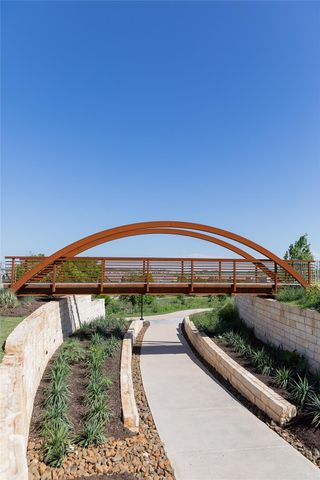 8204 Springsteen DR, Austin, TX 78744