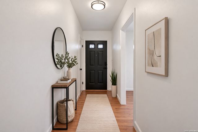 445 Granada, New Braunfels, TX 78130