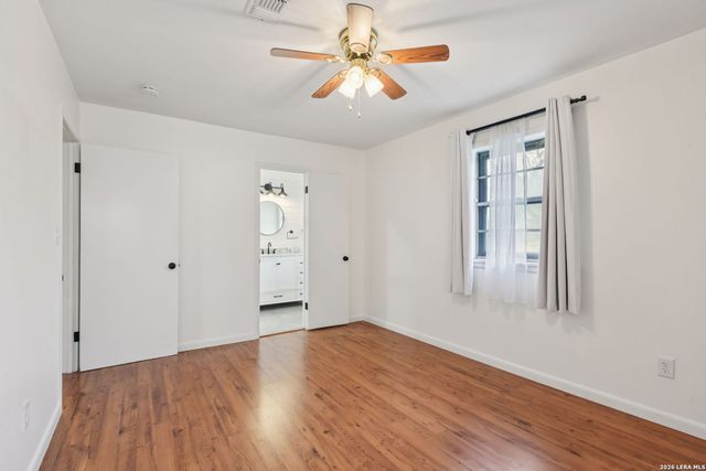 445 Granada, New Braunfels, TX 78130