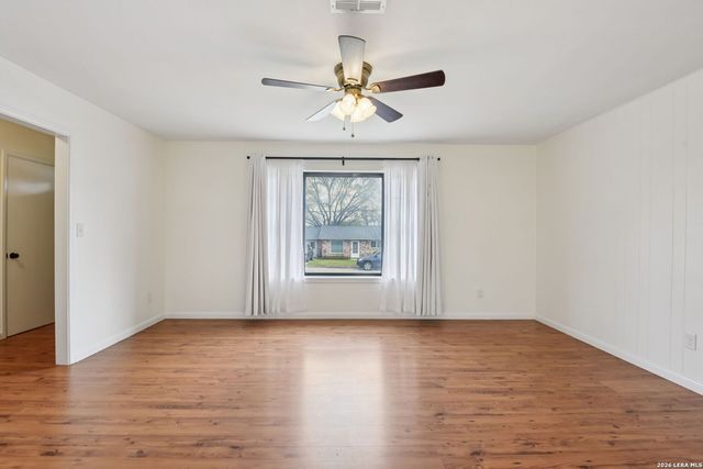 445 Granada, New Braunfels, TX 78130