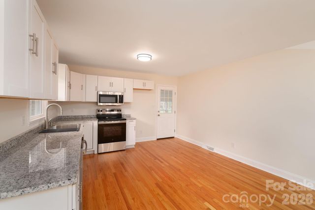 1081 Redleaf Trail, Lincolnton, NC 28092