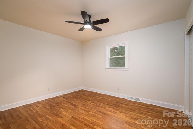 1081 Redleaf Trail, Lincolnton, NC 28092