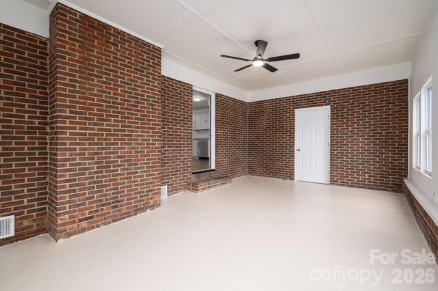 1081 Redleaf Trail, Lincolnton, NC 28092