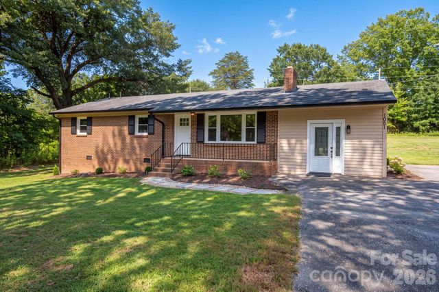 1081 Redleaf Trail, Lincolnton, NC 28092