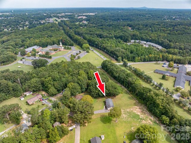 1081 Redleaf Trail, Lincolnton, NC 28092