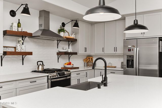 212 Artina Court, Tehachapi, CA 93561