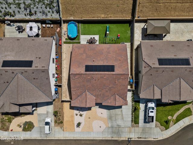 212 Artina Court, Tehachapi, CA 93561