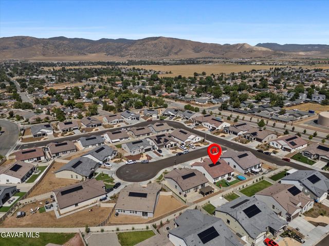 212 Artina Court, Tehachapi, CA 93561