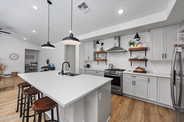 212 Artina Court, Tehachapi, CA 93561