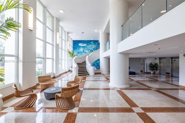 10350 W Bay Harbor Dr 5E, Bay Harbor Islands, FL 33154