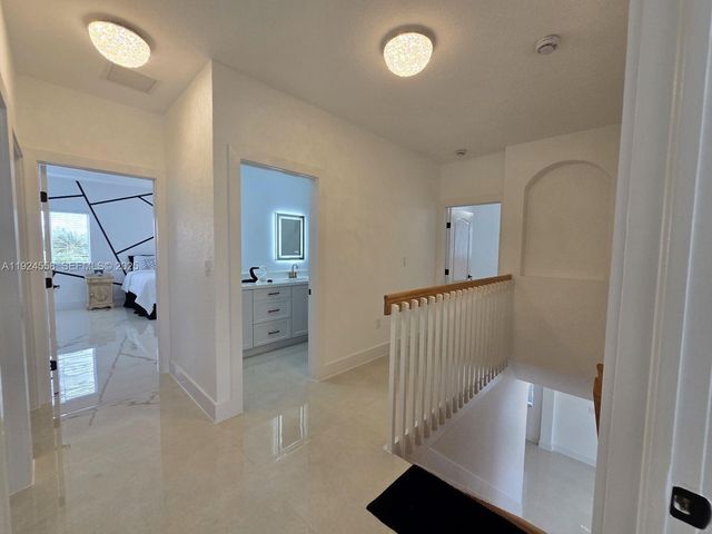 1680 SW 154th Path, Miami, FL 33185