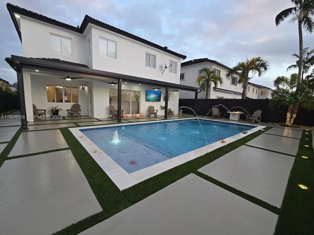 1680 SW 154th Path, Miami, FL 33185